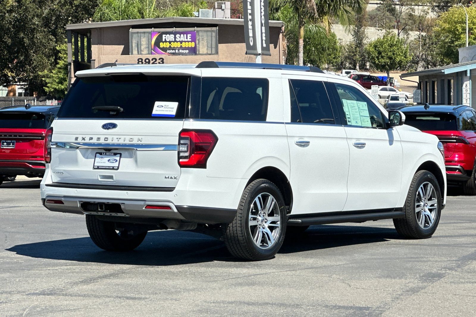 Certified 2024 Ford Expedition Max Limited RWD image 3