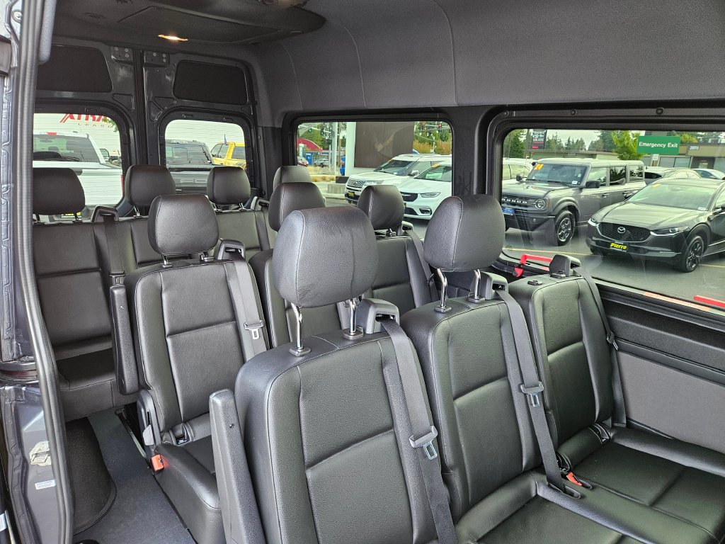 Used 2024 Mercedes-Benz Sprinter 2500 image 15