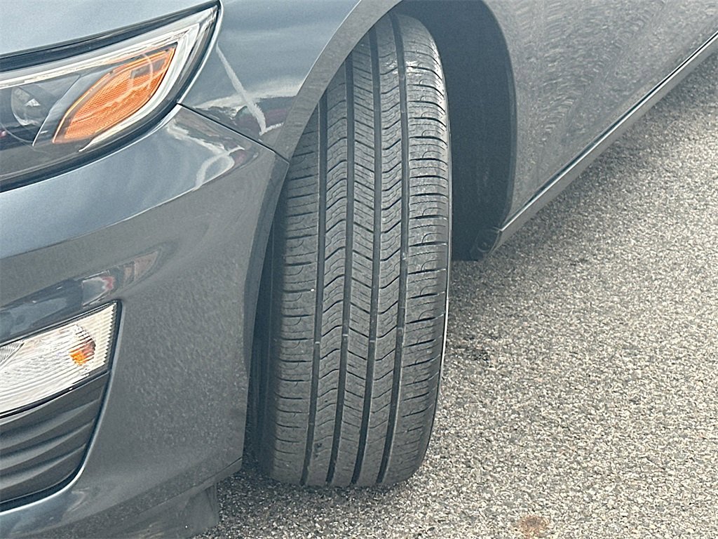 Used 2021 Chevrolet Malibu LT image 25