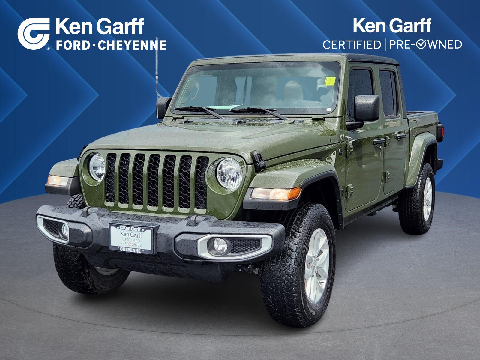 Used 2023 Jeep Gladiator Sport AWD/4WD image 1