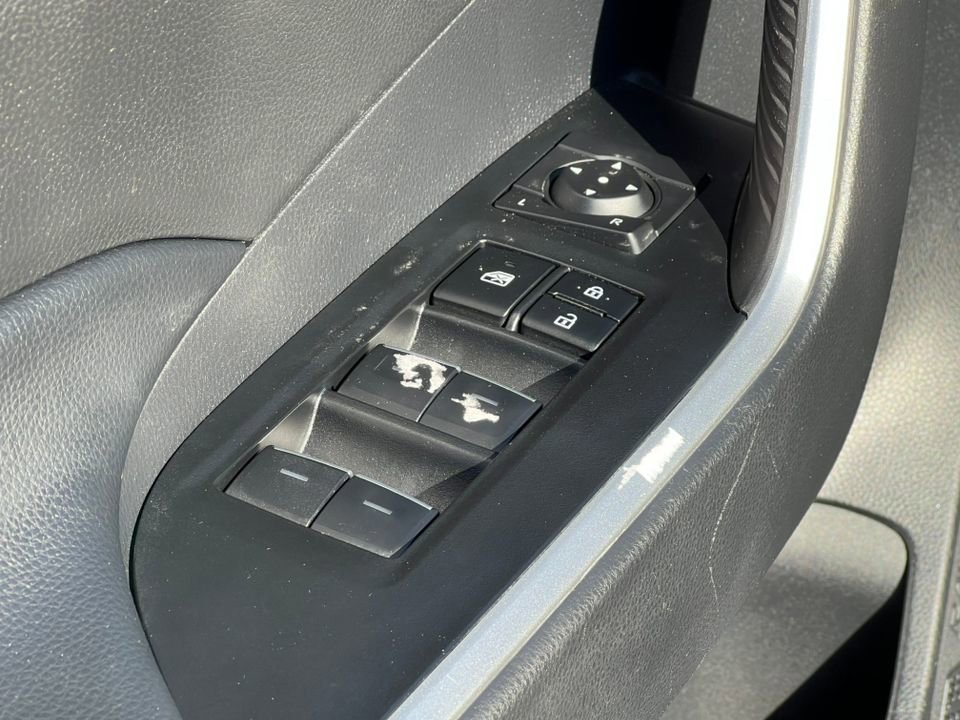 Used 2024 Toyota RAV4 XLE image 17