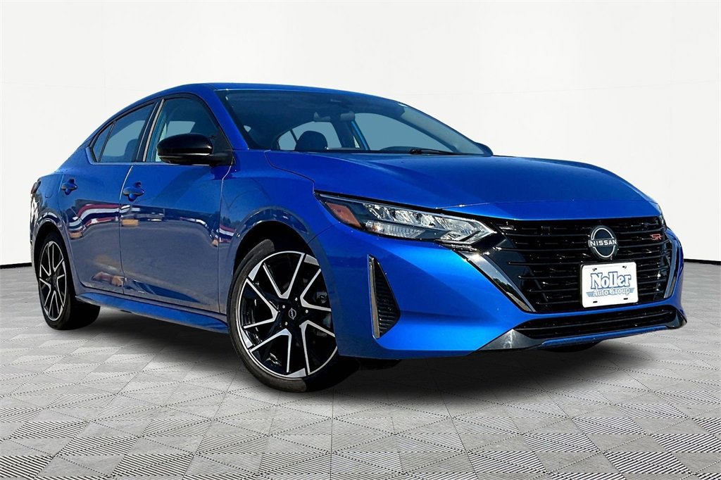 Used 2024 Nissan Sentra SR w/ SR Premium Package image 5