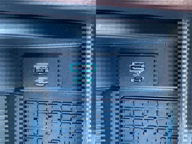 Certified 2024 Ford Expedition Limited image 42