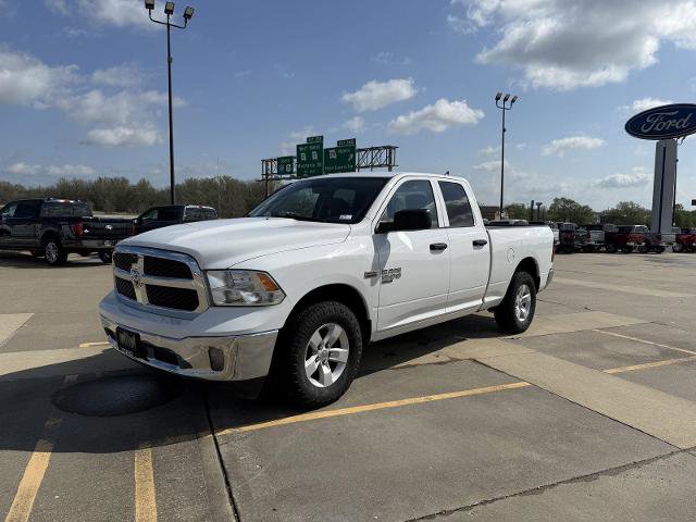Used 2022 RAM 1500 Classic SLT w/ Electronics Group AWD/4WD image 4