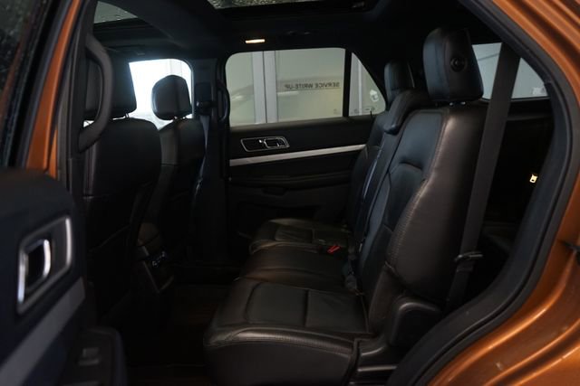 Certified 2017 Ford Explorer XLT w/ Equipment Group 202A image 28