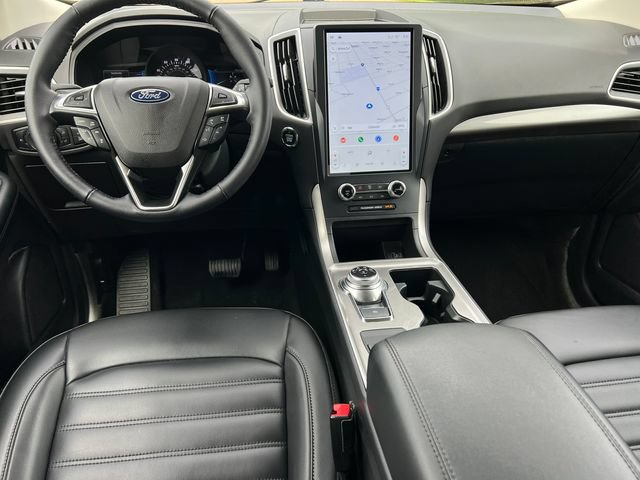 Certified 2023 Ford Edge SEL w/ Convenience Package AWD/4WD image 2