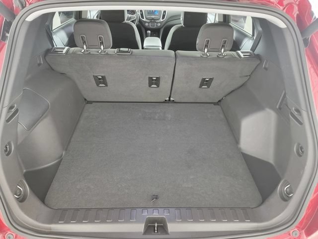 Used 2018 Chevrolet Equinox LT FWD image 16