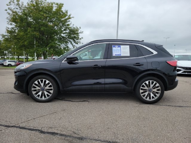 Certified 2020 Ford Escape Titanium AWD/4WD image 2