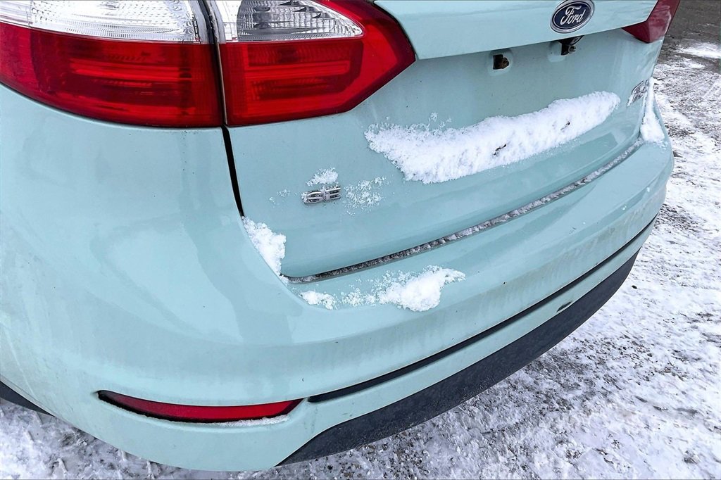 Certified 2019 Ford Fiesta SE w/ Equipment Group 201A image 6