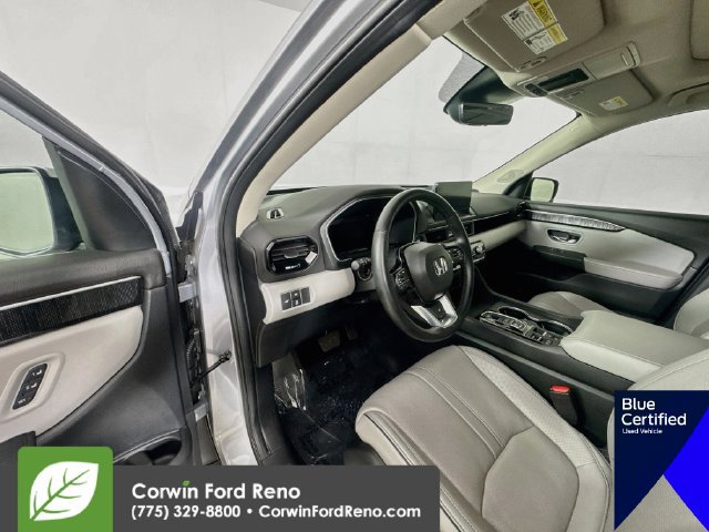 Used 2023 Honda Pilot Elite image 11