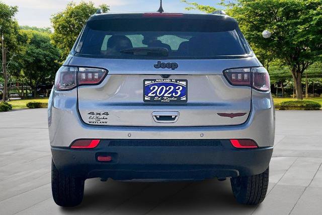 Used 2023 Jeep Compass Trailhawk AWD/4WD image 4