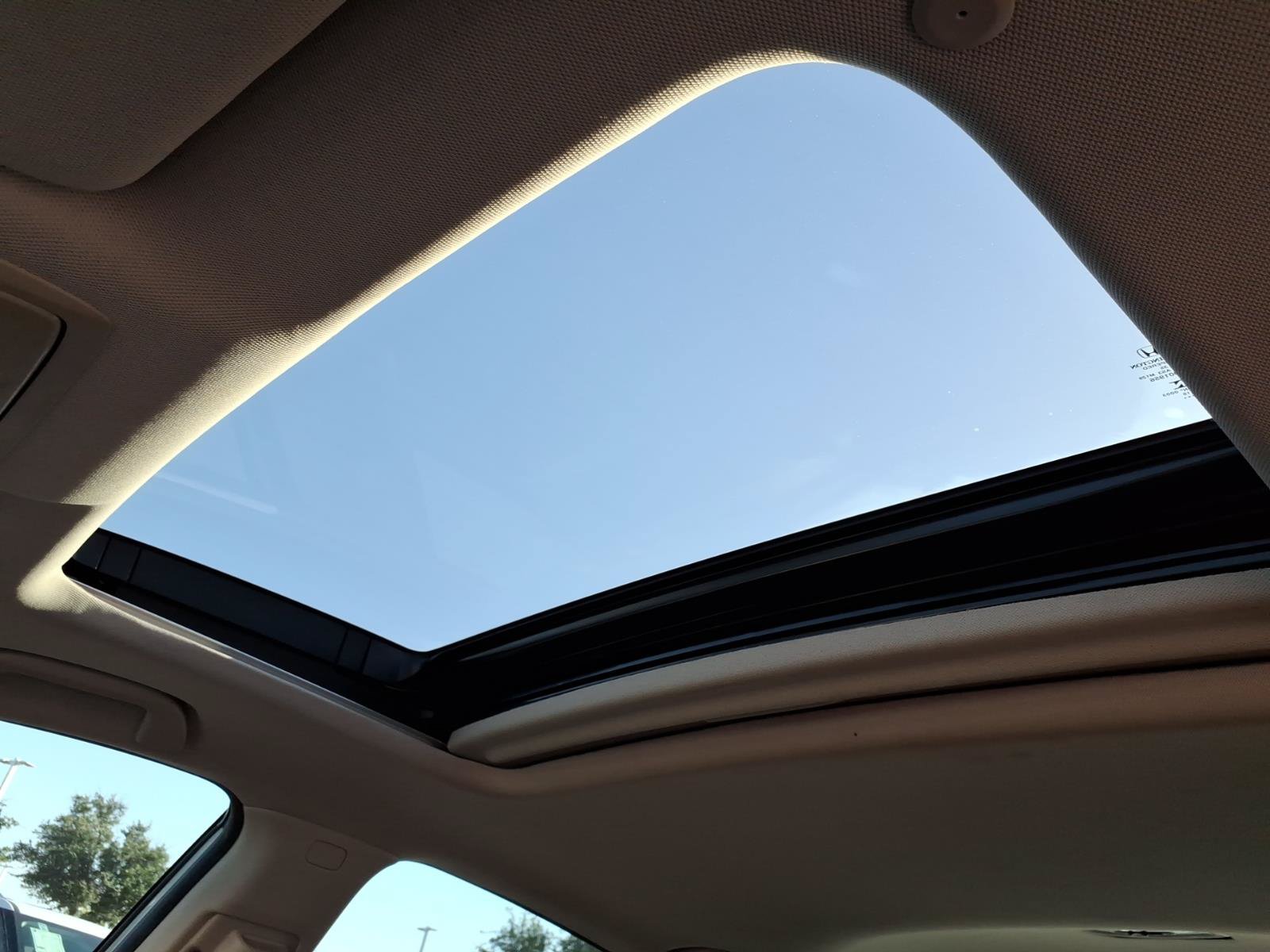 Used 2019 Honda Accord Touring image 13