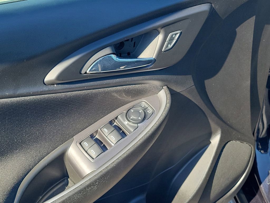 Used 2023 Chevrolet Malibu LT FWD image 22
