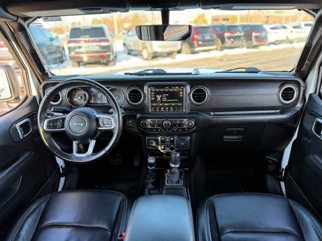 Used 2019 Jeep Wrangler Unlimited Sahara w/ Uconnect 4C Nav & Sound Group image 3