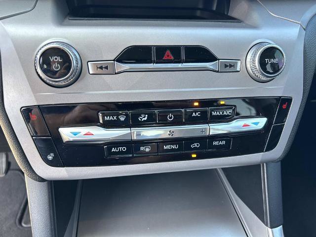 Certified 2024 Ford Explorer XLT w/ Equipment Group 202A AWD/4WD image 35
