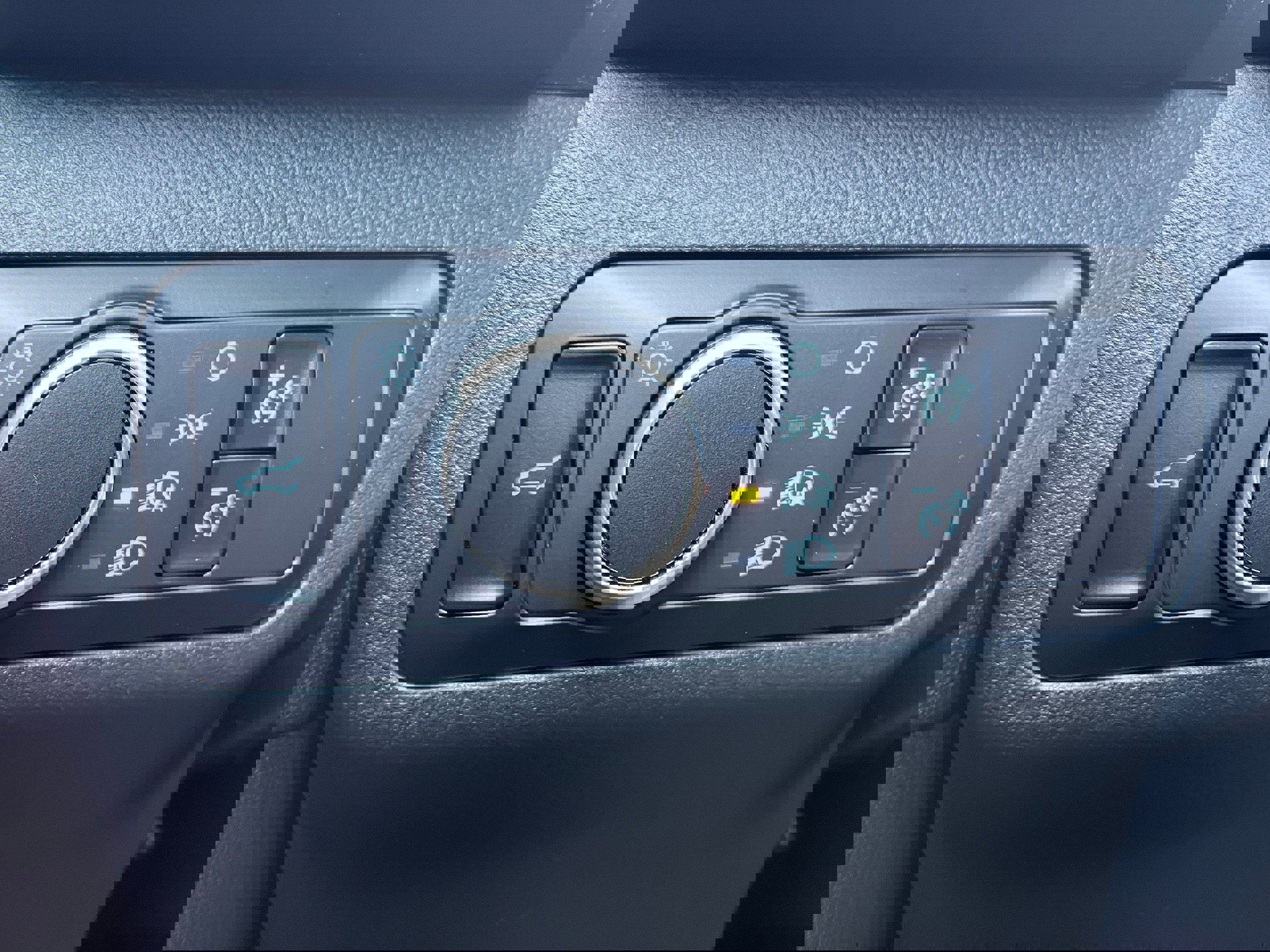 Certified 2022 Ford Escape SE w/ Convenience Package image 22