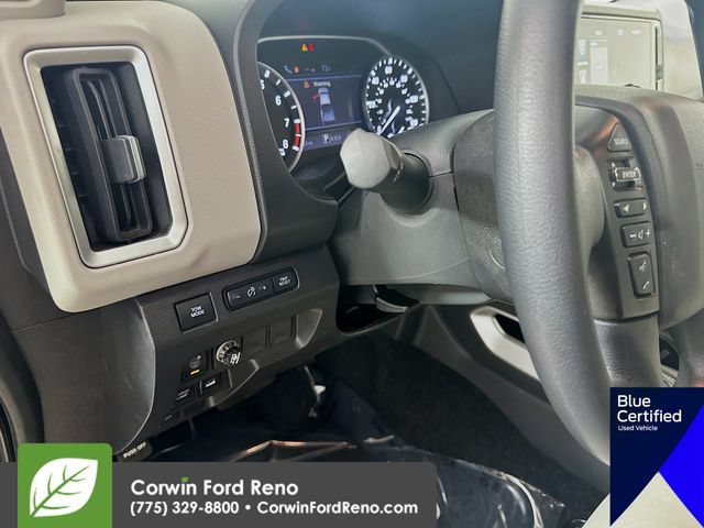 Used 2025 Nissan Frontier SV AWD/4WD image 13