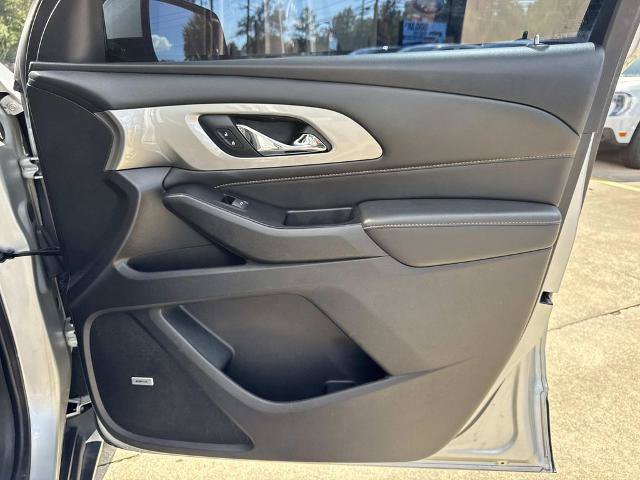 Used 2019 Chevrolet Traverse RS w/ LPO, Floor Liner Package FWD image 13