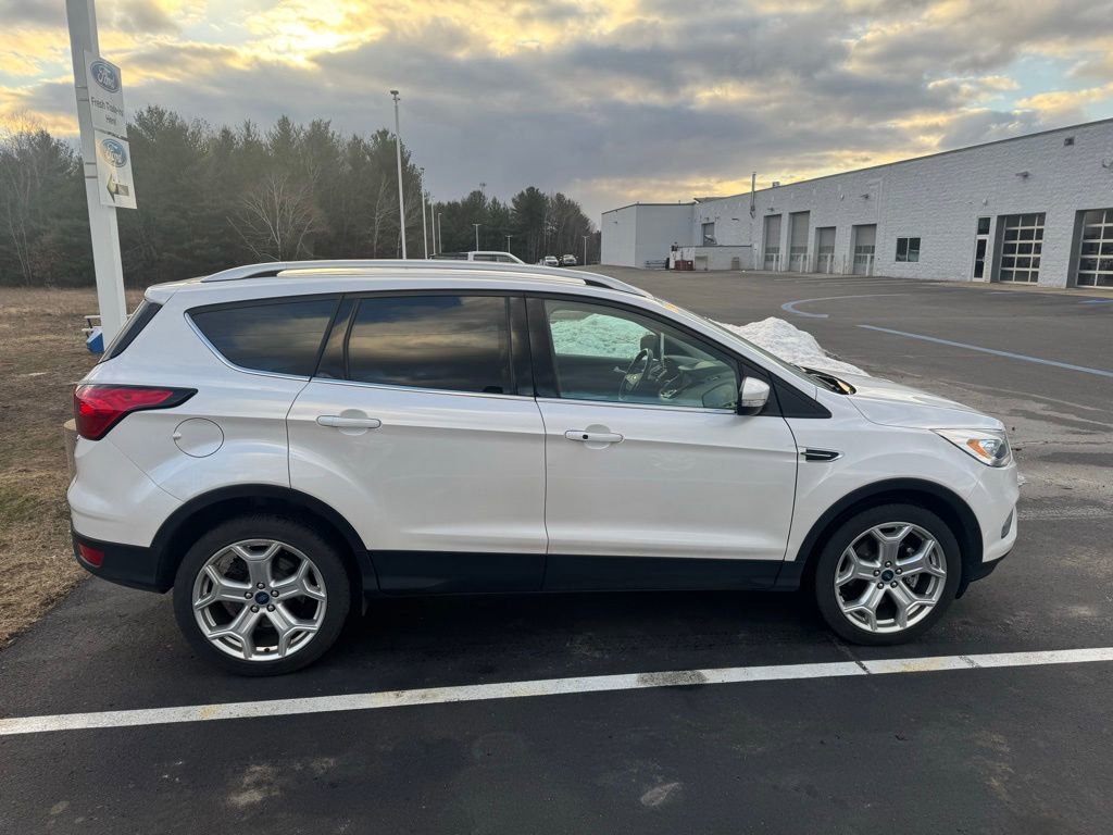 Certified 2019 Ford Escape Titanium image 8