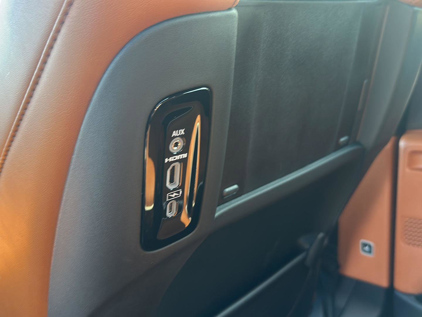 Used 2026 Chrysler Pacifica Pinnacle w/ Trailer Tow Group image 27