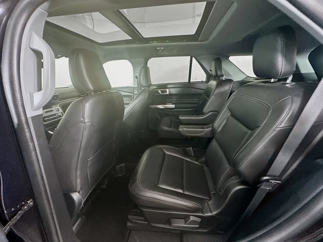 Certified 2023 Ford Explorer XLT w/ Equipment Group 202A AWD/4WD image 32