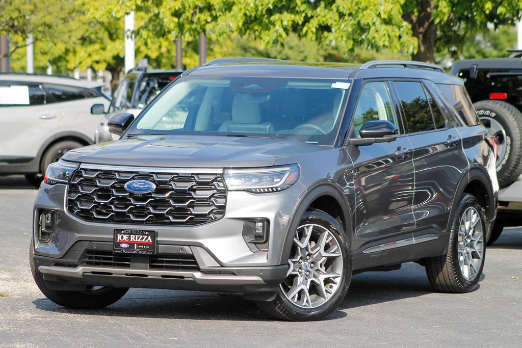 Certified 2025 Ford Explorer Platinum w/ Ultimate Package AWD/4WD image 12