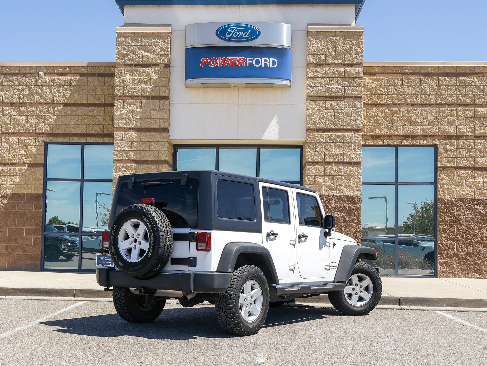 Used 2017 Jeep Wrangler Unlimited Sport w/ Quick Order Package 24S AWD/4WD image 5