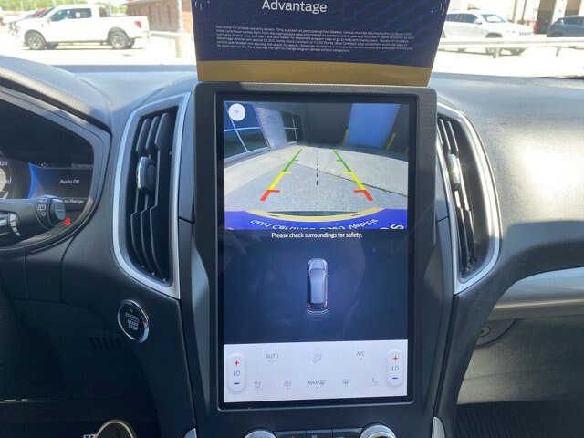 Certified 2024 Ford Edge SEL w/ Convenience Package AWD/4WD image 18