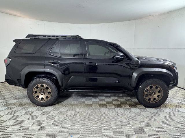 Used 2025 Toyota 4Runner Trailhunter AWD/4WD image 2