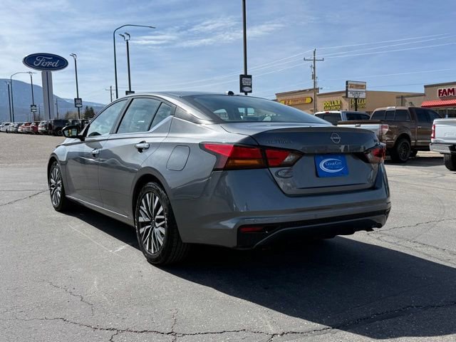 Used 2024 Nissan Altima 2.5 SV image 3
