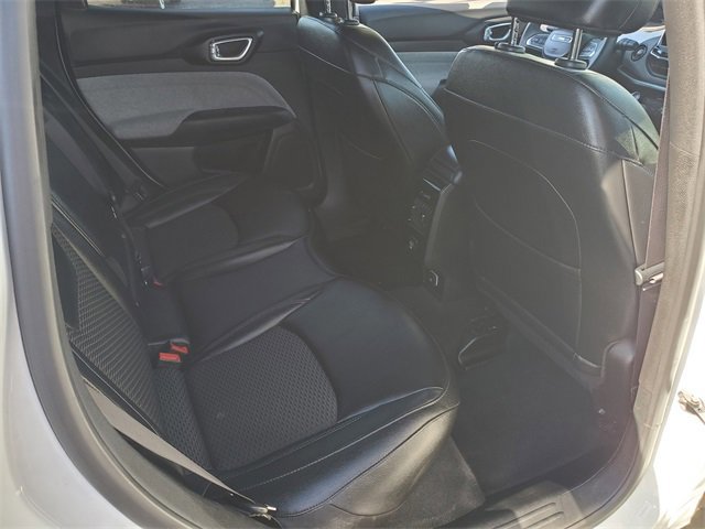 Used 2024 Jeep Compass Latitude image 21