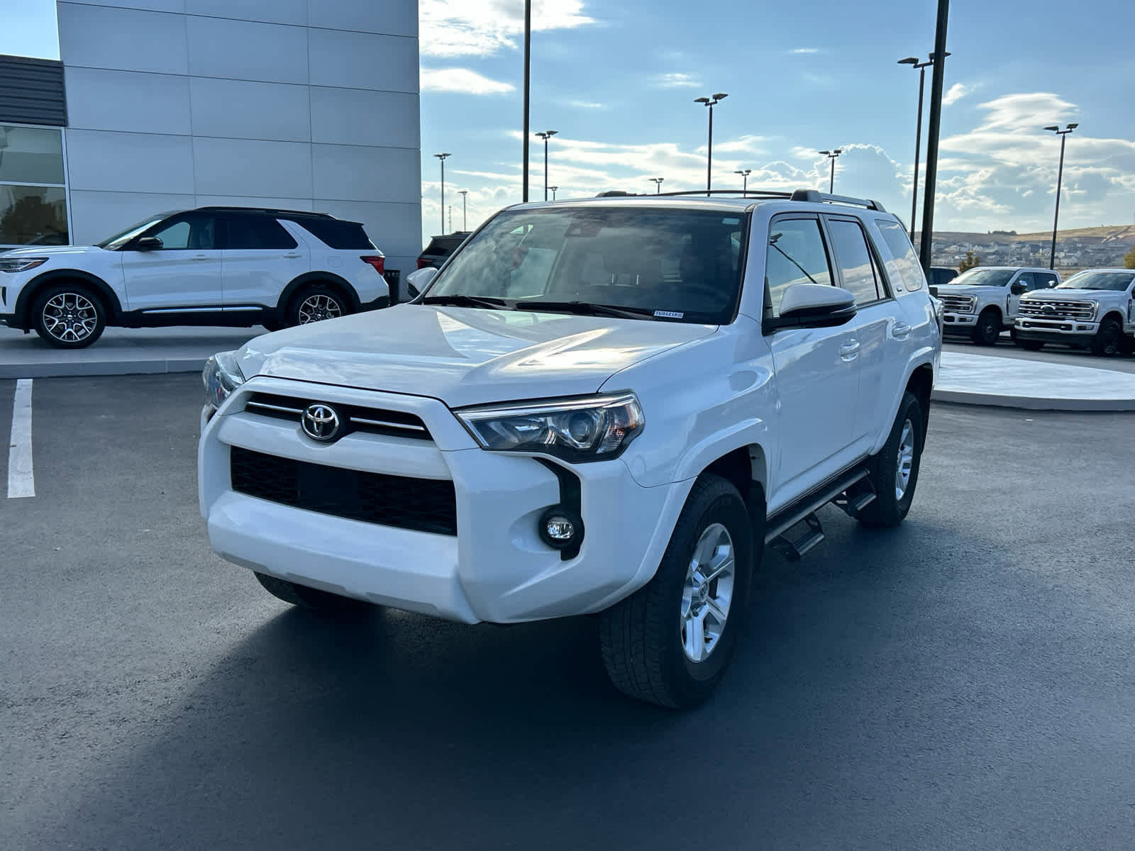 Used 2023 Toyota 4Runner SR5 Premium w/ Moonroof Package image 2