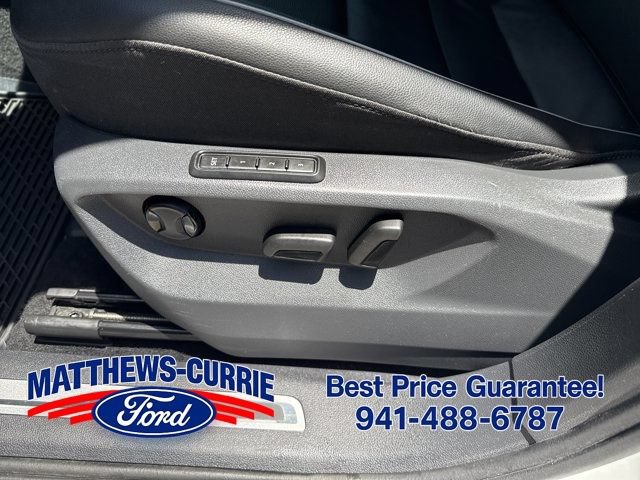 Used 2019 Volkswagen Tiguan SEL Premium AWD/4WD image 10