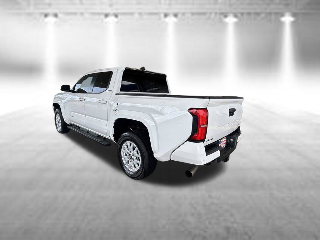 Used 2024 Toyota Tacoma SR5 w/ SR5 Upgrade Package AWD/4WD image 7