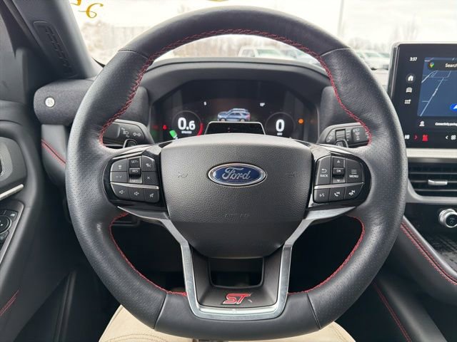 Certified 2025 Ford Explorer ST image 42