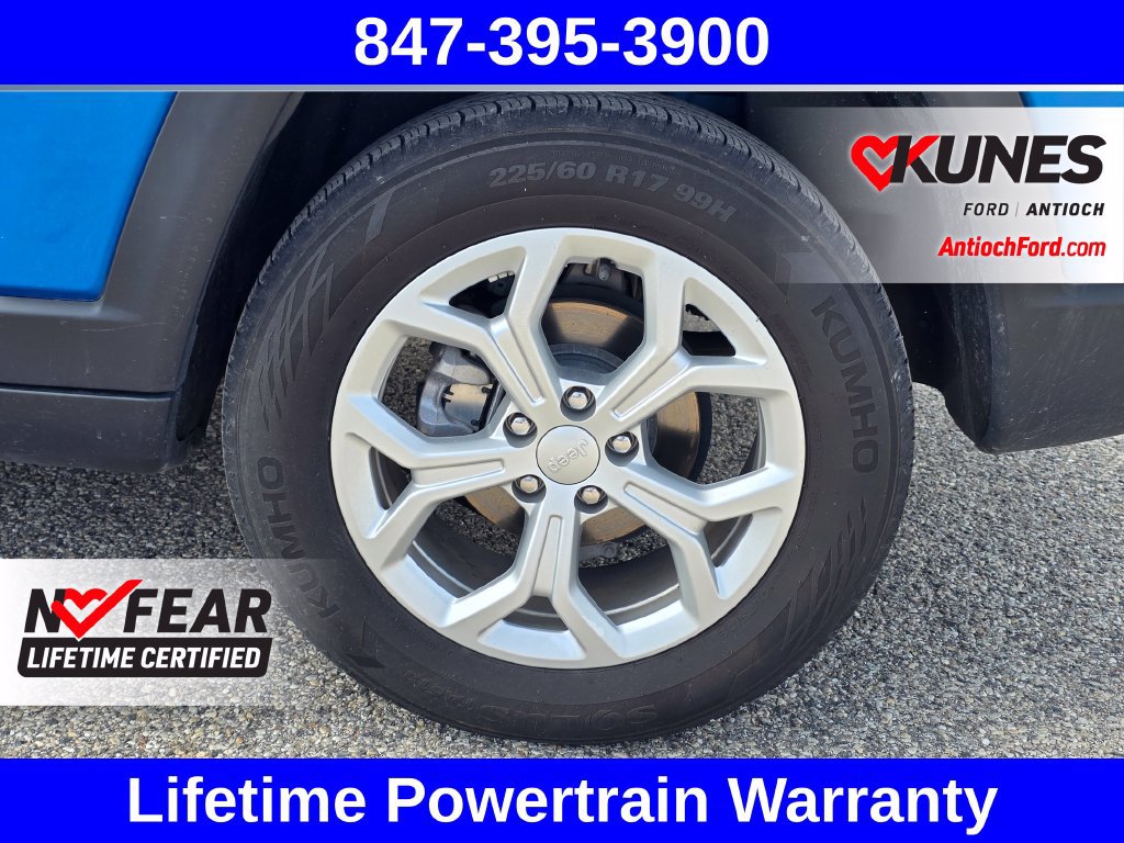 Used 2024 Jeep Compass Latitude AWD/4WD image 14