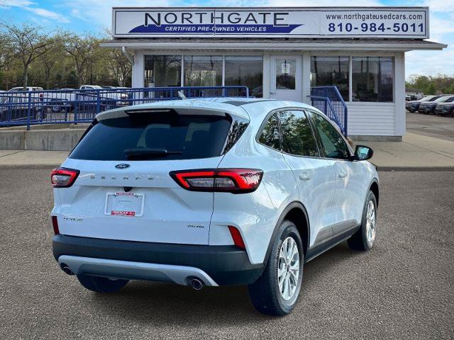 Certified 2025 Ford Escape Active w/ Cold Weather Package AWD/4WD image 3