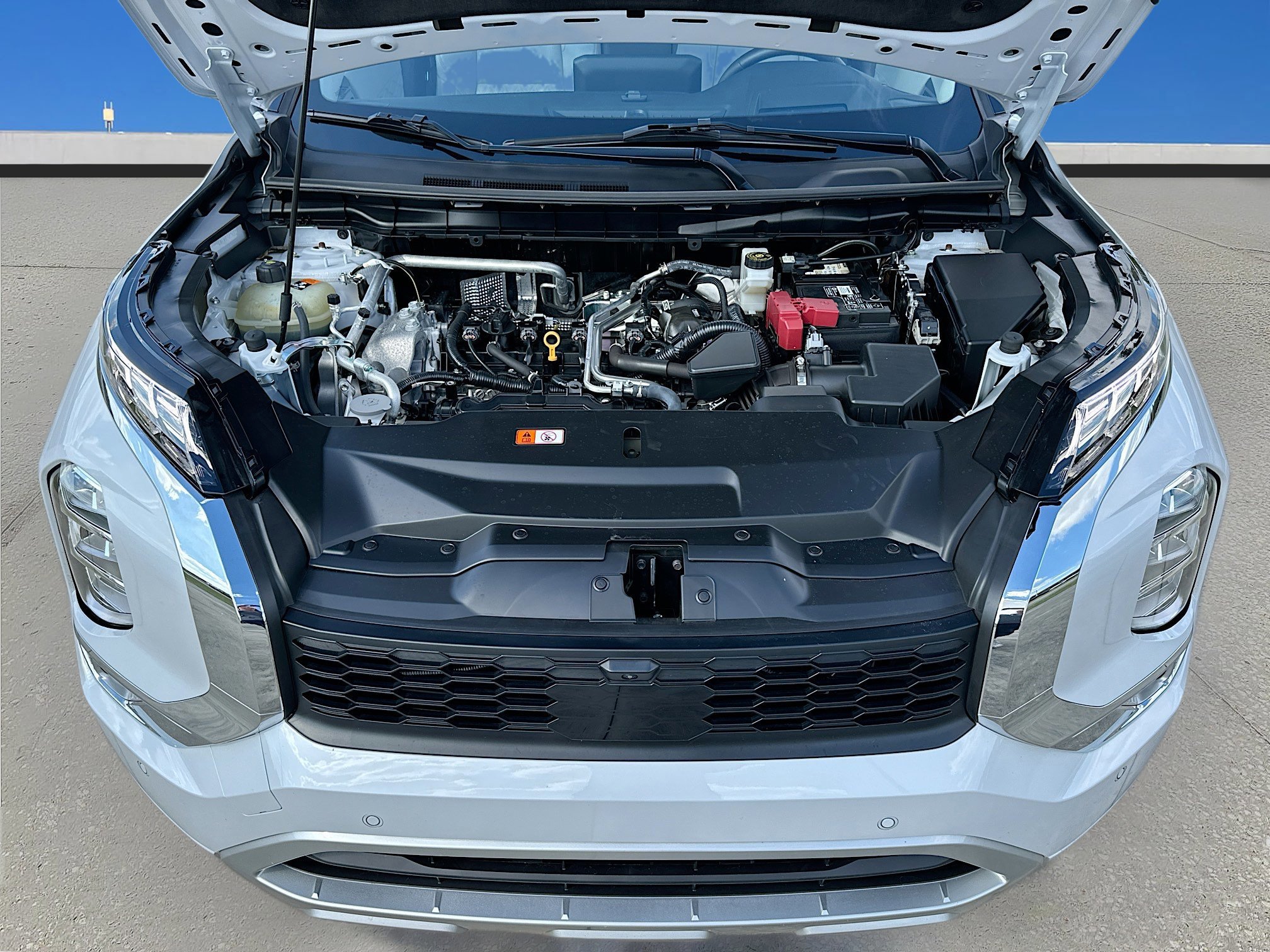 Used 2024 Mitsubishi Outlander SEL Black Edition image 32