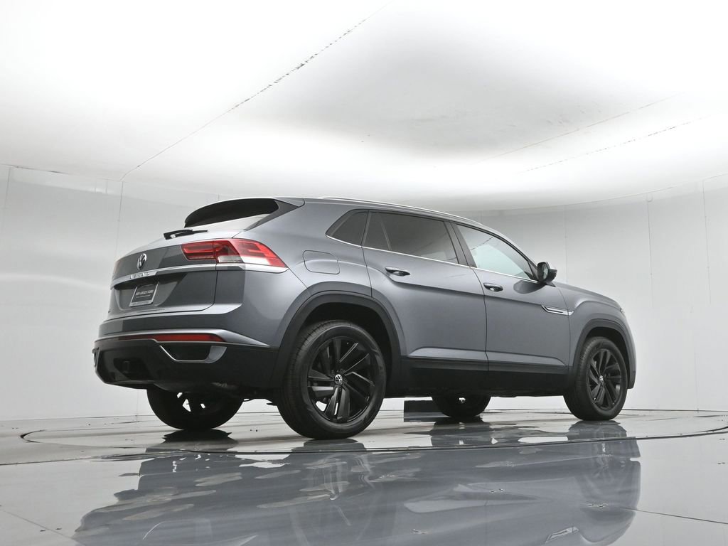 Used 2023 Volkswagen Atlas Cross Sport SE w/ Panoramic Sunroof Package image 14