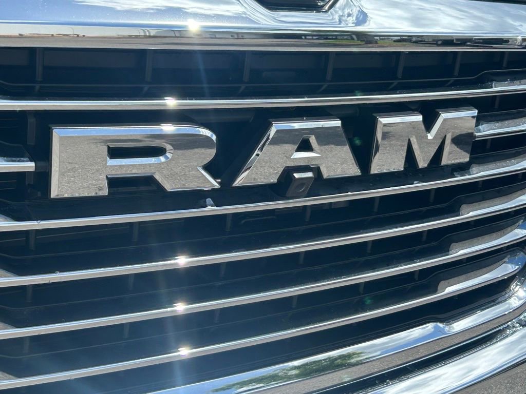 Used 2025 RAM 1500 Laramie AWD/4WD image 64