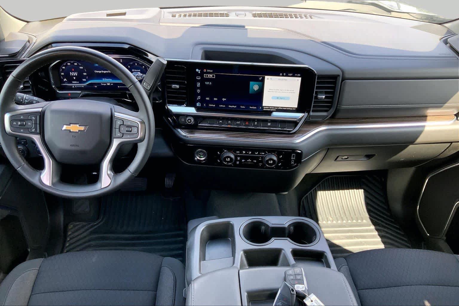 Used 2023 Chevrolet Silverado 1500 LT AWD/4WD image 13