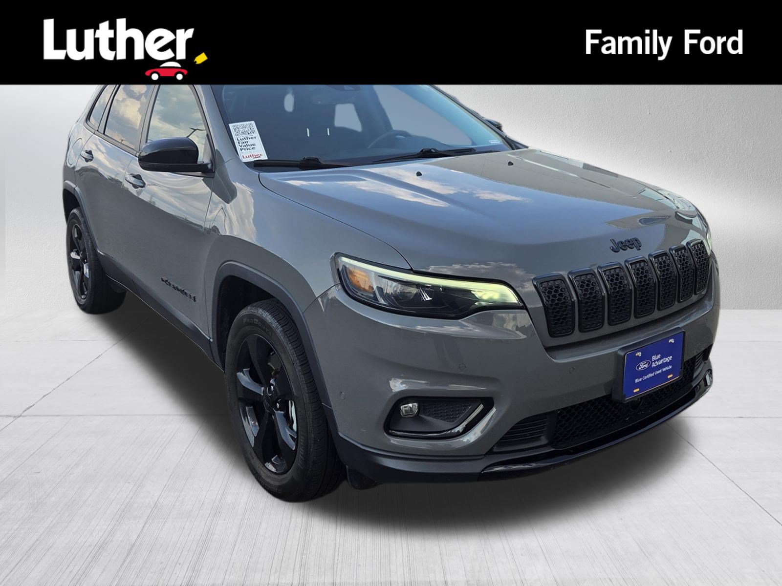 Used 2023 Jeep Cherokee Altitude Lux