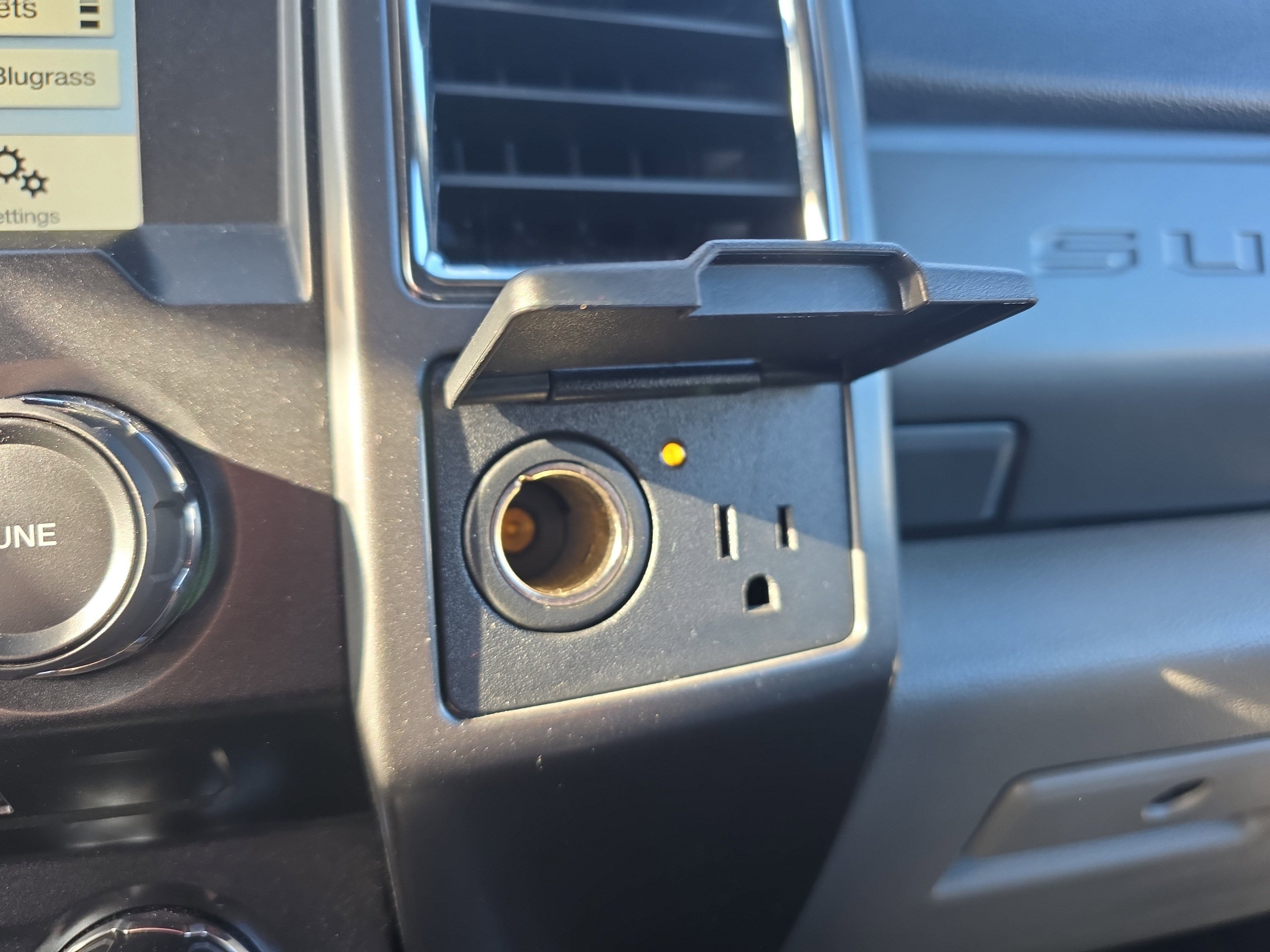 Certified 2018 Ford F250 XLT w/ XLT Premium Package image 43