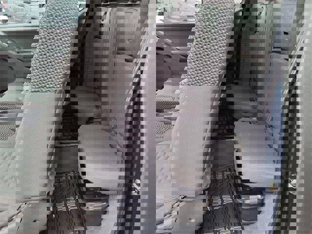 Used 2019 Nissan Frontier PRO-4X image 12