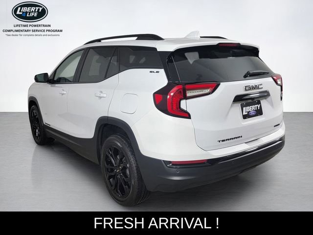 Used 2022 GMC Terrain SLE w/ Driver Convenience Package AWD/4WD image 5