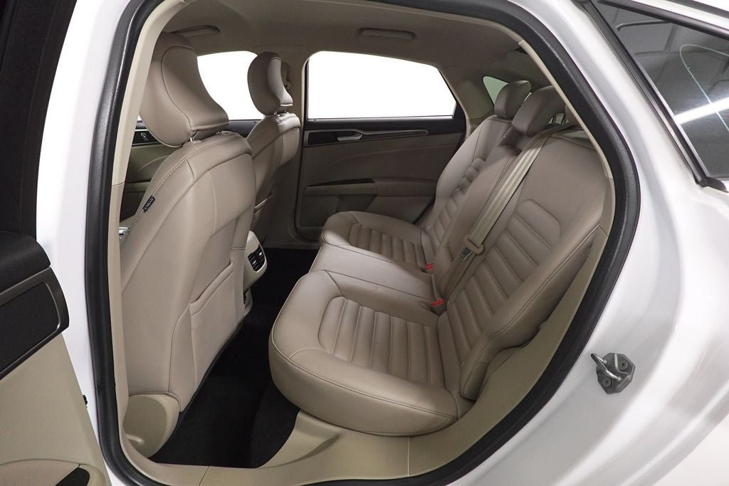 Certified 2019 Ford Fusion SEL FWD image 28