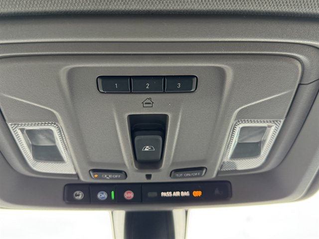 Used 2021 Chevrolet Silverado 1500 LTZ AWD/4WD image 29