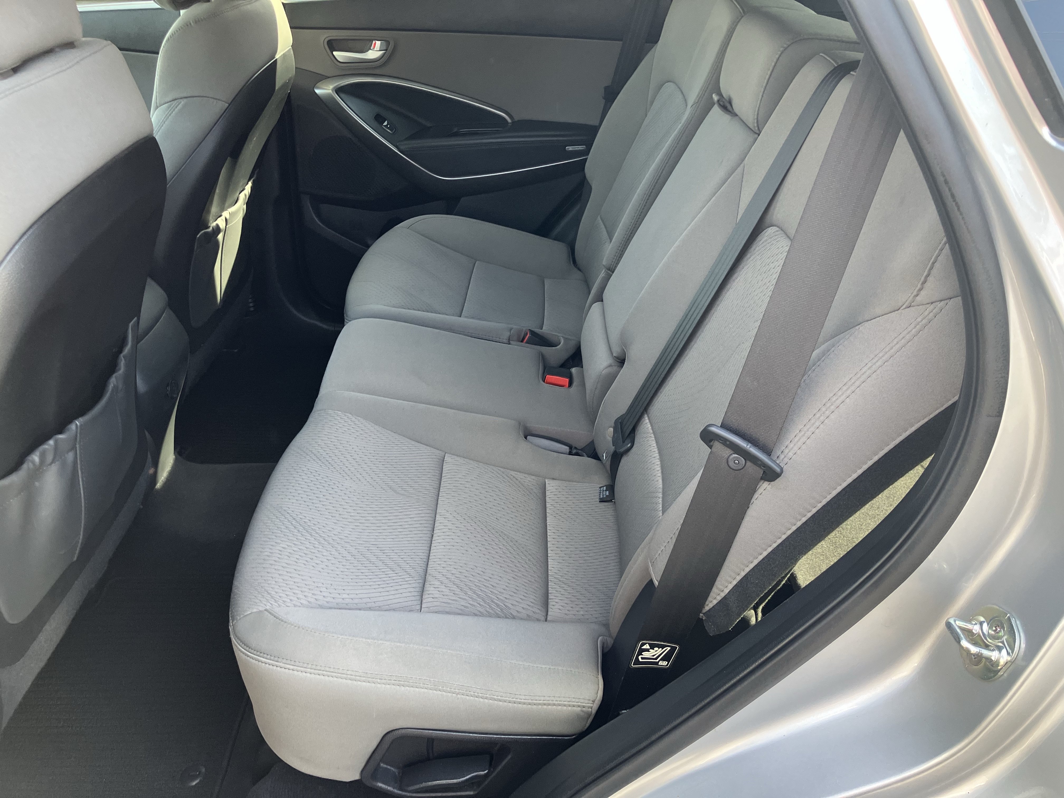 Used 2018 Hyundai Santa Fe Sport w/ 2.4L Value Package 02 FWD image 12