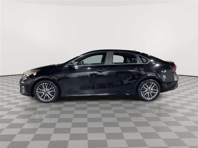 Used 2023 Kia Forte GT-Line w/ GT-Line Premium Package FWD image 2