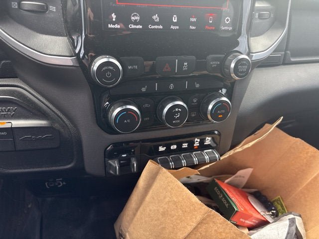Used 2021 RAM 2500 Big Horn w/ Level 1 Equipment Group AWD/4WD image 16